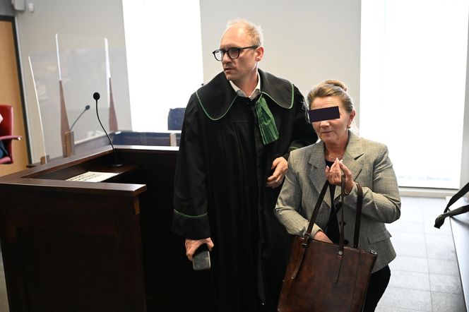 "Zaszczepiła" 40 dzieci nieznanym preparatem, narażając ich życie i zdrowie. Emerytowana pielęgniarka stanęła przed sądem