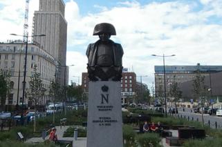 Pomnik Napoleona stanie w nowym miejscu - tak zdecydowali radni