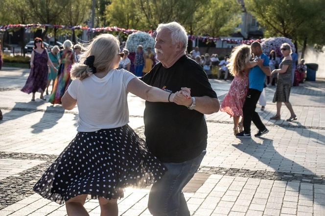 Starachowice i Międzypokoleniowa Potańcówka – Hit sezonu, który pokochali wszyscy