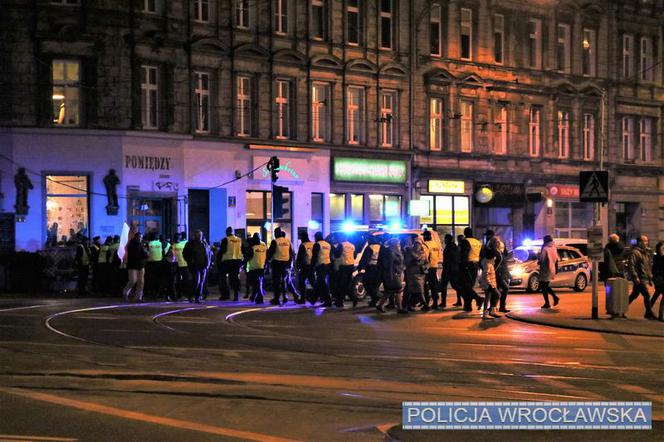Marsz Niepodległości we Wrocławiu. 11 osób usłyszało zarzuty