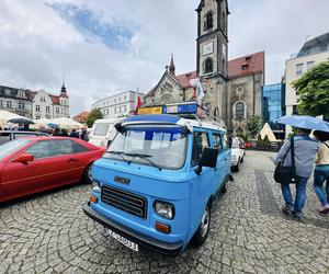 Zlot pojazdów zabytkowych w Tarnowskich Górach