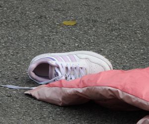 Dziewczynki potrącone na przejściu