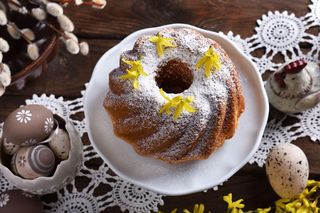 Szybka babka wielkanocna. Wystarczy mikser i kwadrans wolnego czasu 