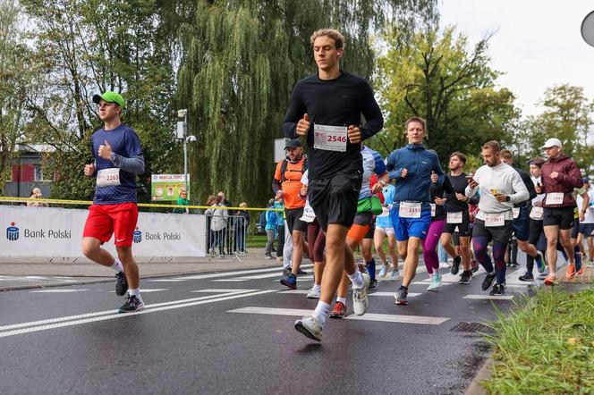 PKO Półmaraton Gliwicki: na starcie było ponad tysiąc biegaczy. Mieszkańcy narzekali