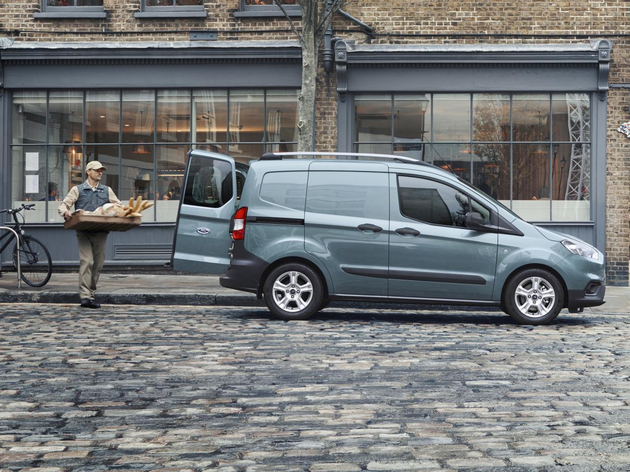 Ford Transit Courier lifting 2018