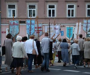 75 lat temu obraz Matki Boskiej w Lublinie zapłakał. Wierni uczcili rocznicę „Cudu lubelskiego” procesją różańcową