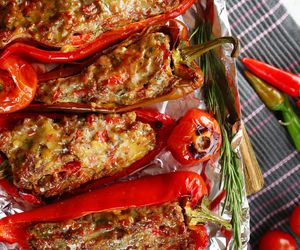 Przepyszna faszerowana papryka szpiczasta na obiad