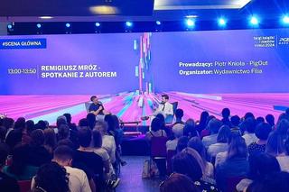 Remigiusz Mróz gościem Targów Książek i Mediów VIVELO 2024