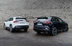 Suzuki Across Plug-in Hybrid i-AWD e-CVT Elegance & Toyota RAV4 Hybrid i-AWD e-CVT Black Edition by JBL