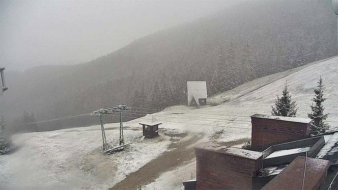 Pierwszy śnieg spadł w Beskidach na Babiej Górze i w Korbielowie