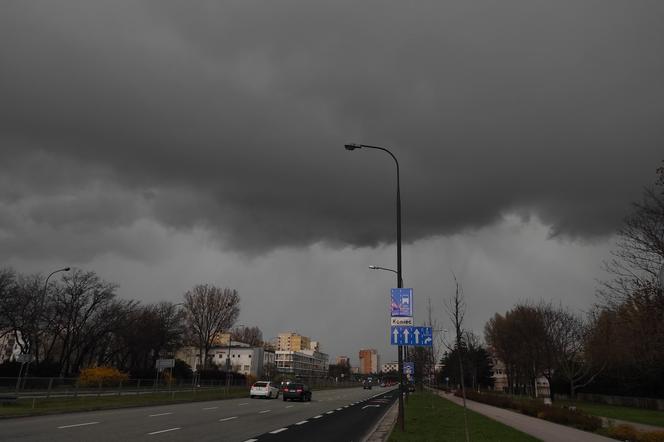 Pierwsza wiosenna burza uderzyła w Warszawę