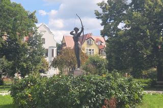 Spacer przez muzyczne serce Bydgoszczy. Park Kochanowskiego zachwyca historią i klimatem