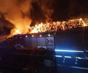 Podpalacz grasuje pod Krotoszynem?! Rolnicy wyznaczyli nagrodę finansową!