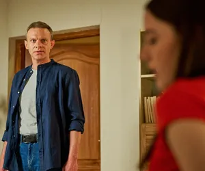 Na Wspólnej, odcinek 3683: Ula przekaże Kamilowi przerażające wieści o Annie Kolendzie! Zrozumie, że go okłamała - ZDJĘCIA