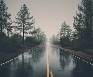 Po 39-latku przejechały dwa auta, jedno ciągnęło go za sobą! Przerażające kulisy śmiertelnego wypadku pod Płońskiem