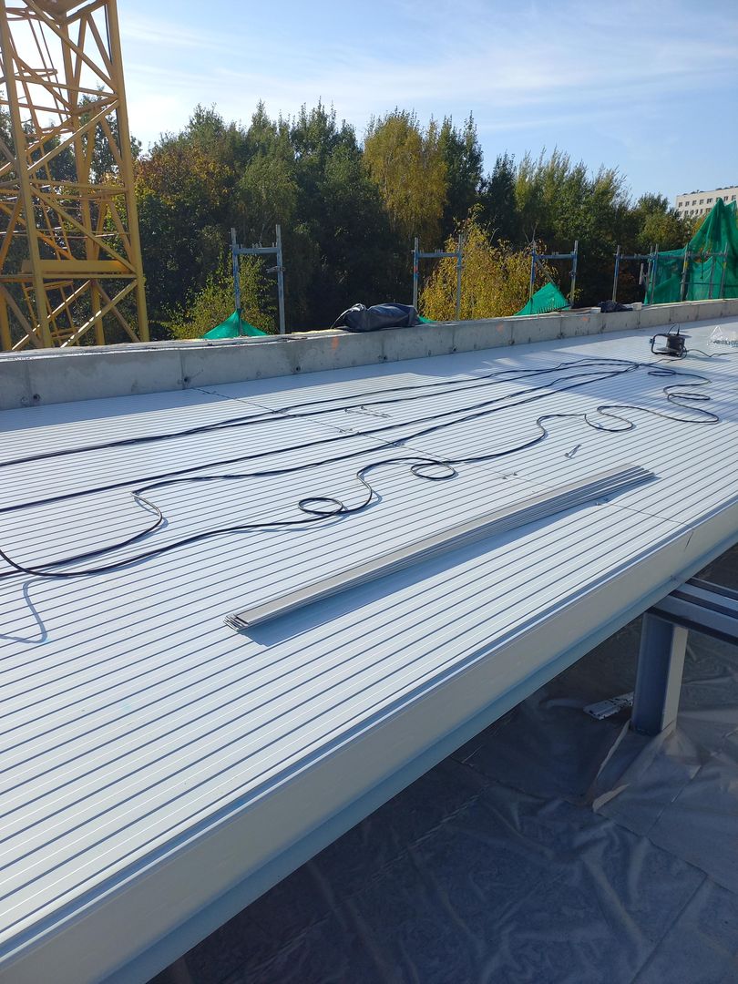 Rozbiórka słynnej willi na dachu bloku