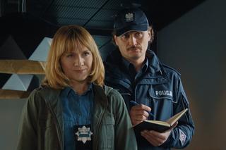 M jak miłość, odcinek 1712: Policjantka (Iwona Milerska), policjant (Marcin Włodarski)