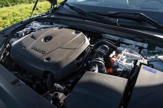 Volvo S90 T8 AWD Plug-in Hybrid Inscription
