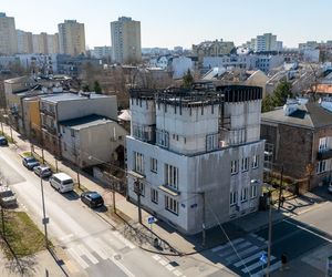 Nadbudowa kamienicy na Gocławku w Warszawie