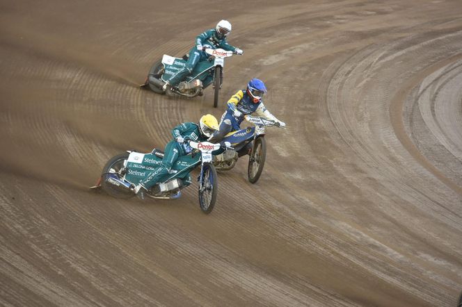 PRES Grupa Deweloperska Toruń - Stelmet Falubaz Zielona Góra, zdjęcia kibiców i zawodników z meczu 10. kolejki PGE Ekstraligi