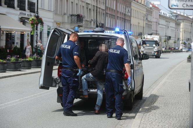 Warszawiacy o bezpieczeństwie w centrum miasta. "Powinno być więcej policji"