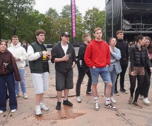 Kortowiada 2025. Koncerty na Plaży Kortowskiej przyciągnęły tłumy. Tak wyglądał drugi dzień imprezy!