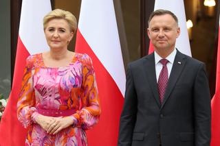 Andrzej Duda poleciał z żoną na urlop! Wiemy, dokąd! Bajeczne miejsce