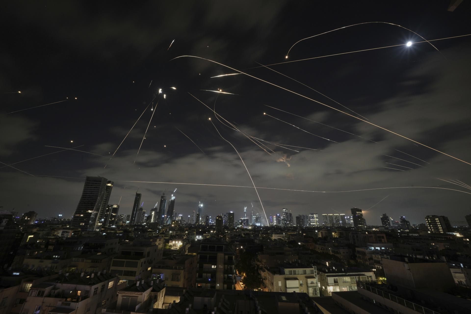 Izraelskie systemy Iron Dome, Proca Dawida i Arrow 3.