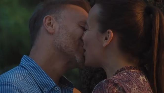 M jak miłość po wakacjach 2020. Magda (Anna Mucha), Andrzej Budzyński (Krystian Wieczorek)