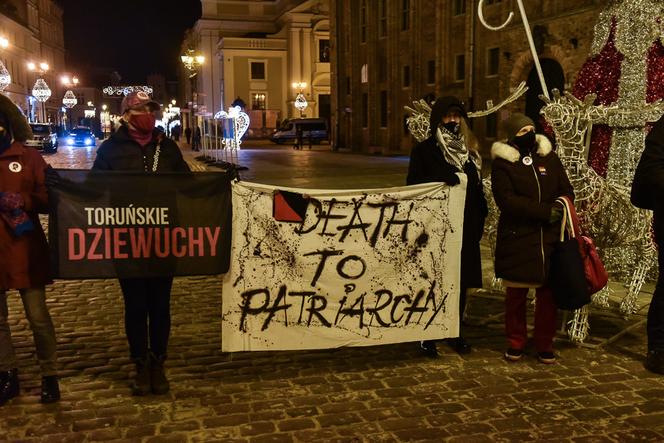 Strajk kobiet w Toruniu - 27-28.01.2021 - zdjęcia z protestów