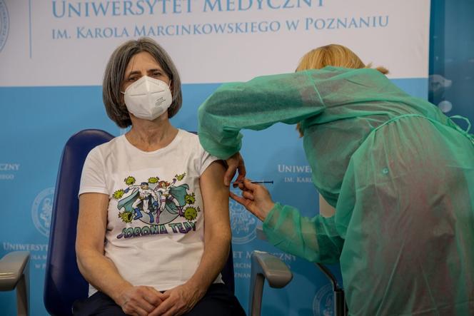 Ruszyły szczepienia w Polsce