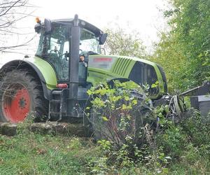 Rolnikowi ukradziono traktor za pół miliona. Przed sądem stanie pisowski radny!