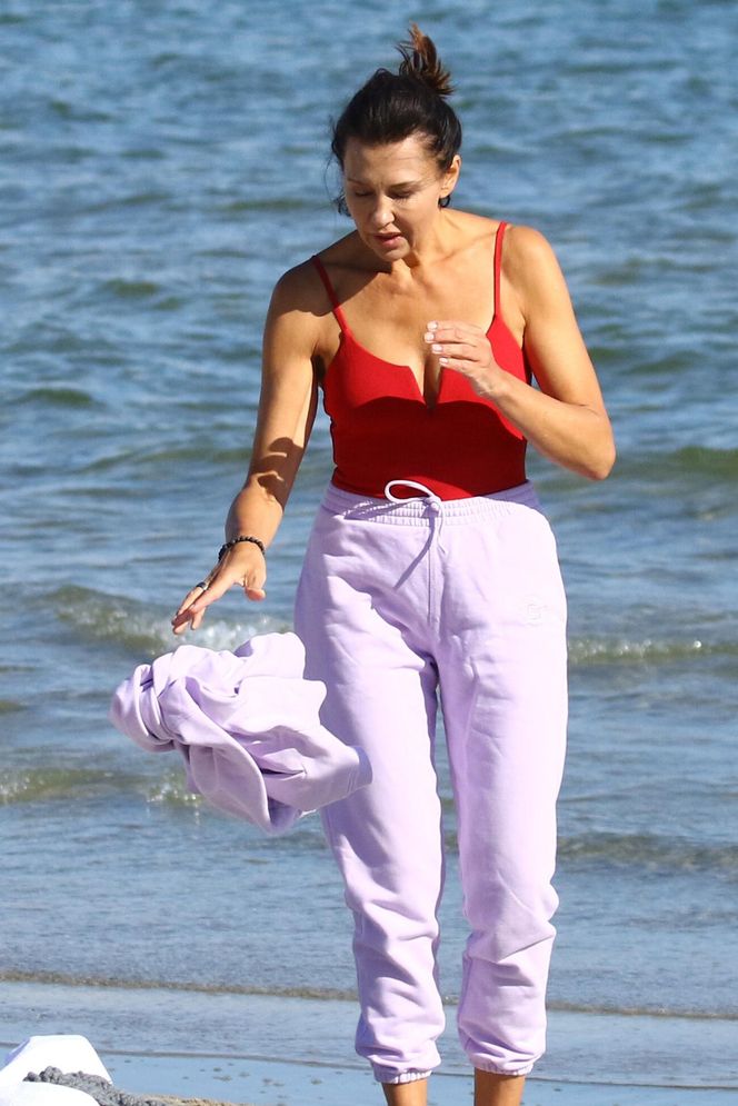 Anna Popek pracuje w zimnym morzu