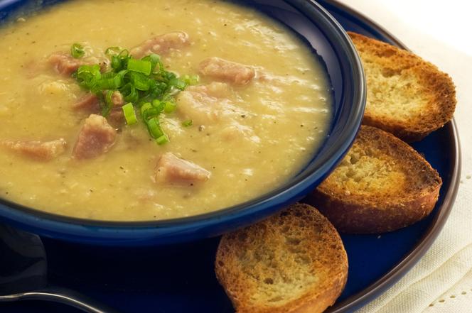 Aksamitna zupa z soczewicy i pasternaku - dietetyczne danie o kremowej konsystencji