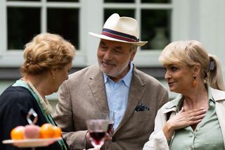 Barwy szczęścia odc. 3083. Józefina Rawiczowa (Elżbieta Jarosik), Andrzej Zastoja-Modelski (Leon Charewicz), Małgorzata (Adrianna Biedrzyńska)