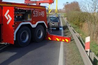 Ryńskie: Auto w szuwarach, brak kierowcy i poszkodowanych