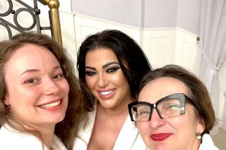 Iwona Węgrowska zagrała koncert w szlafroku