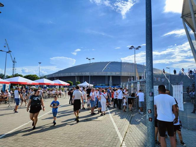 Żegnaj Ekstraklaso, żegnaj trenerze. ŁKS wygrywa ostatni mecz w sezonie [ZDJĘCIA]