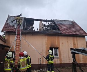 Pożar w Stawigudzie. Poparzona kobieta w szpitalu