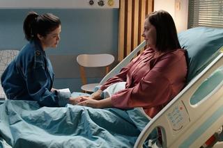 M jak miłość odc. 1815. Krysia Filarska (Hanna Mikuć), Kinga (Katarzyna Cichopek)