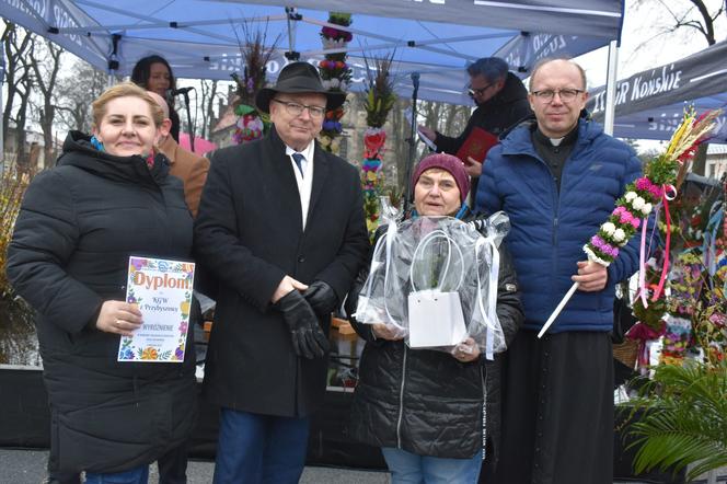 Jarmark Wielkanocny w Końskich. Były piękne palmy, malowanie pisanek i dużo atrakcji