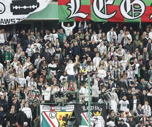 Legia Warszawa - Lech Poznań: Zdjęcia kibiców z klasyku i 13. kolejki PKO BP Ekstraklasy