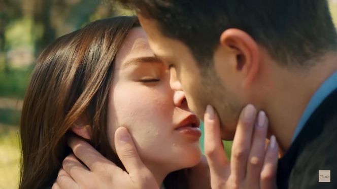 Miłość i nadzieja. Pocałunek Zeynep i Ege. "Wszystko się ułoży" – ale czy na pewno?