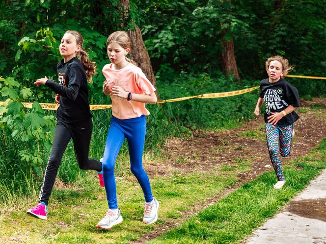 Runmageddon Kids rozgrzał Chorzów. 330 młodych zawodników pokonywało przeszkody