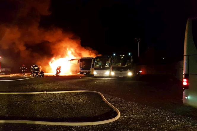 Pożar autokarów w Krośnie