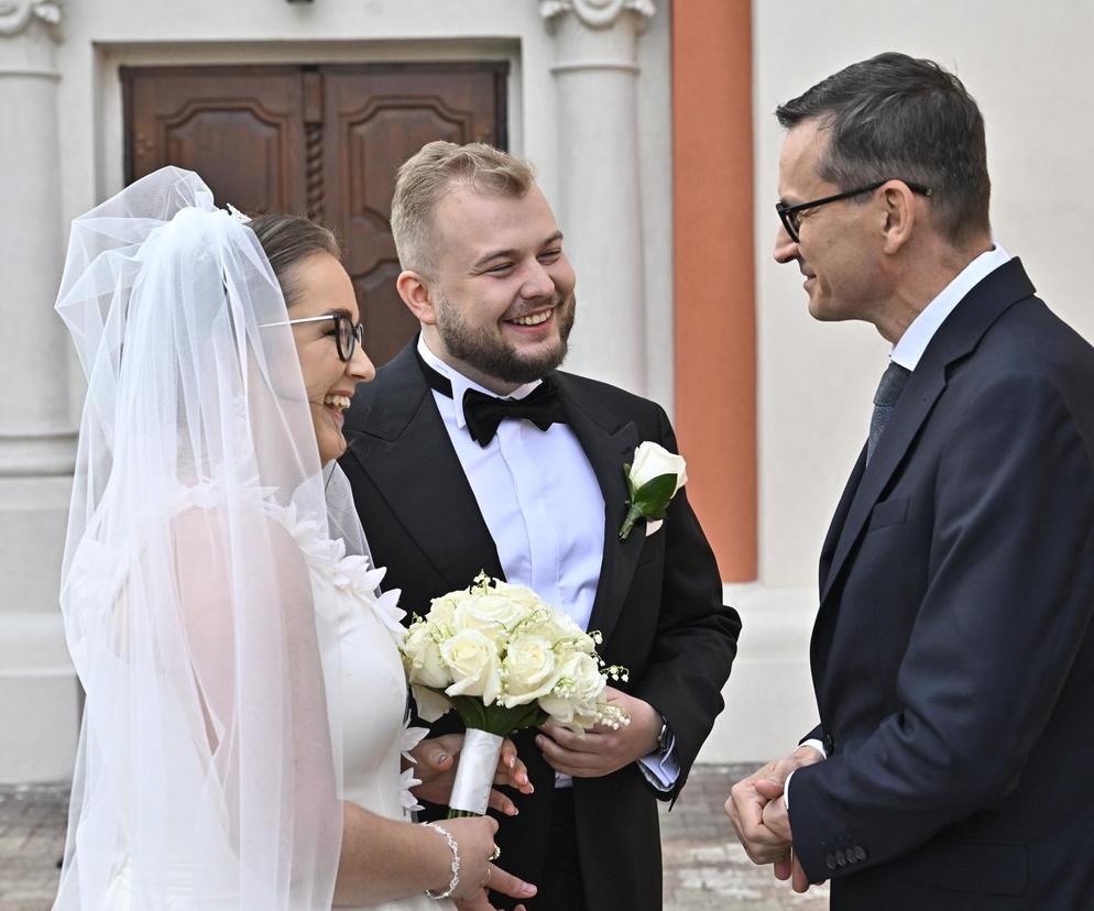 Poseł PiS wziął ślub. Morawiecki, Błaszczak i Czarnek wśród gości