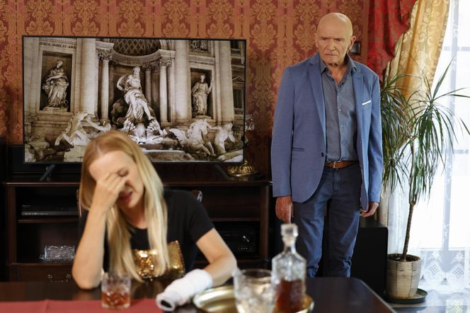 Pierwsza Miłość: nowa postać połączy siły z Dominiką. Razem zniszczą życie Marysi!