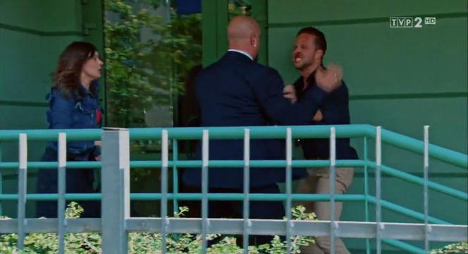 Barwy szczęścia, odcinek 1921. Gustaw Poleski (Sławomir Sidwa), Sebastian (Kacper Krupski), Natalia (Maria Dejmek)