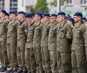 Klasy mundurowe zyskują na popularności