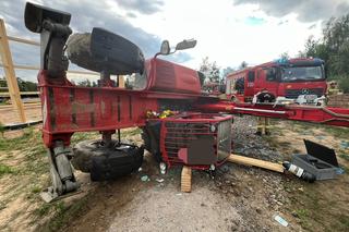 Ogromny dźwig przewrócił się i przygniótł operatora! Mężczyznę zabrało pogotowie [ZDJĘCIA].